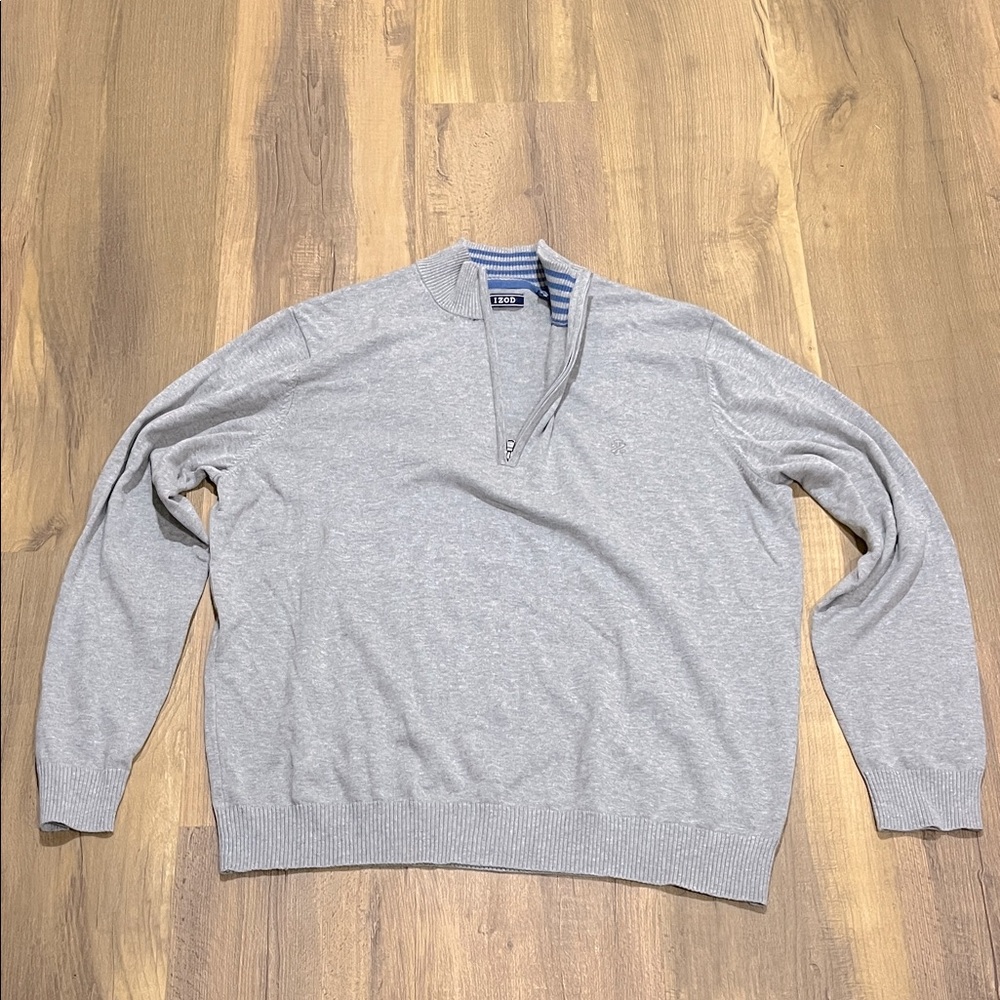 IZOD men’s size XL gray sweater